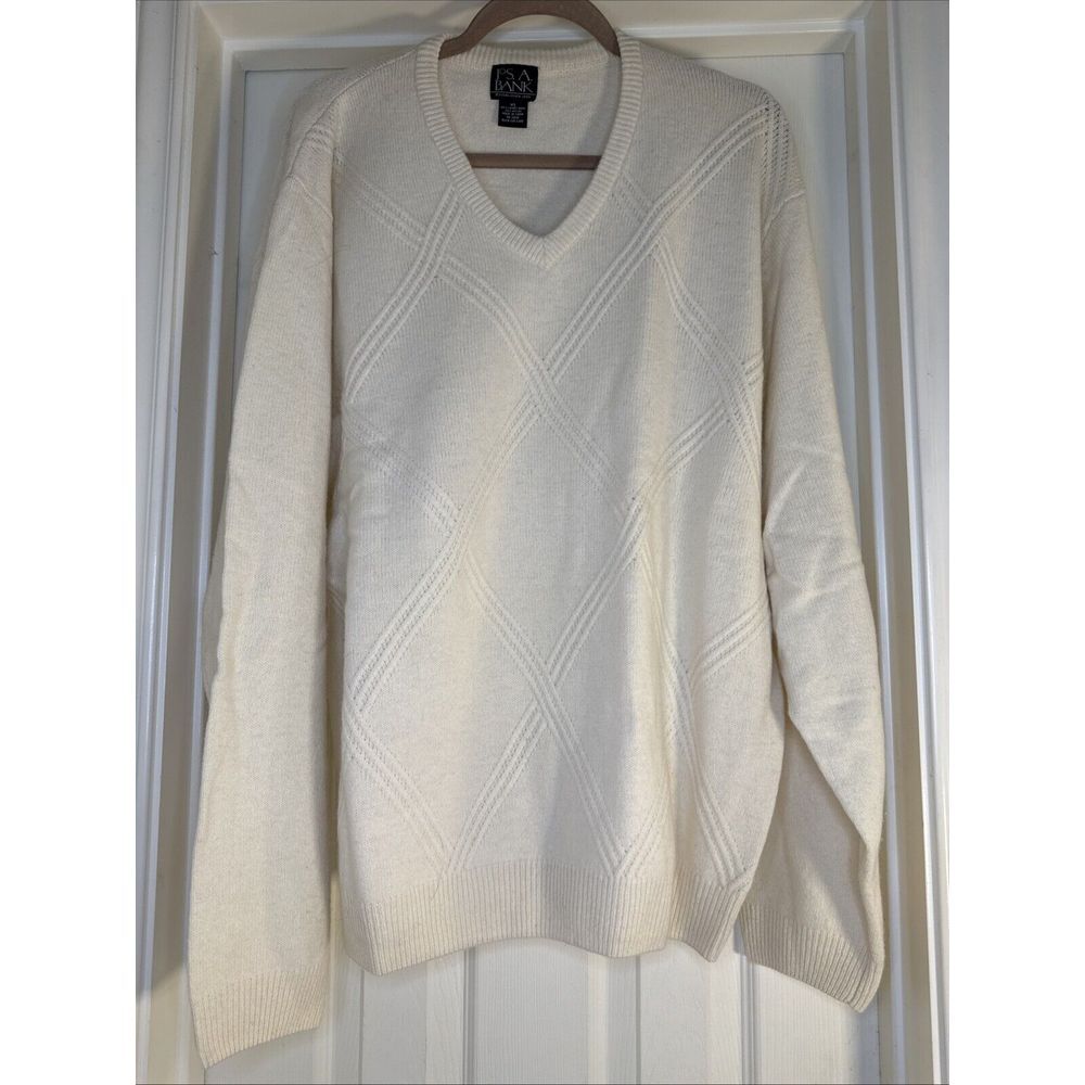 Jos A Bank Merino Wool V-Neck Sweater, Ivory Design Size XLT Beautiful Vintage